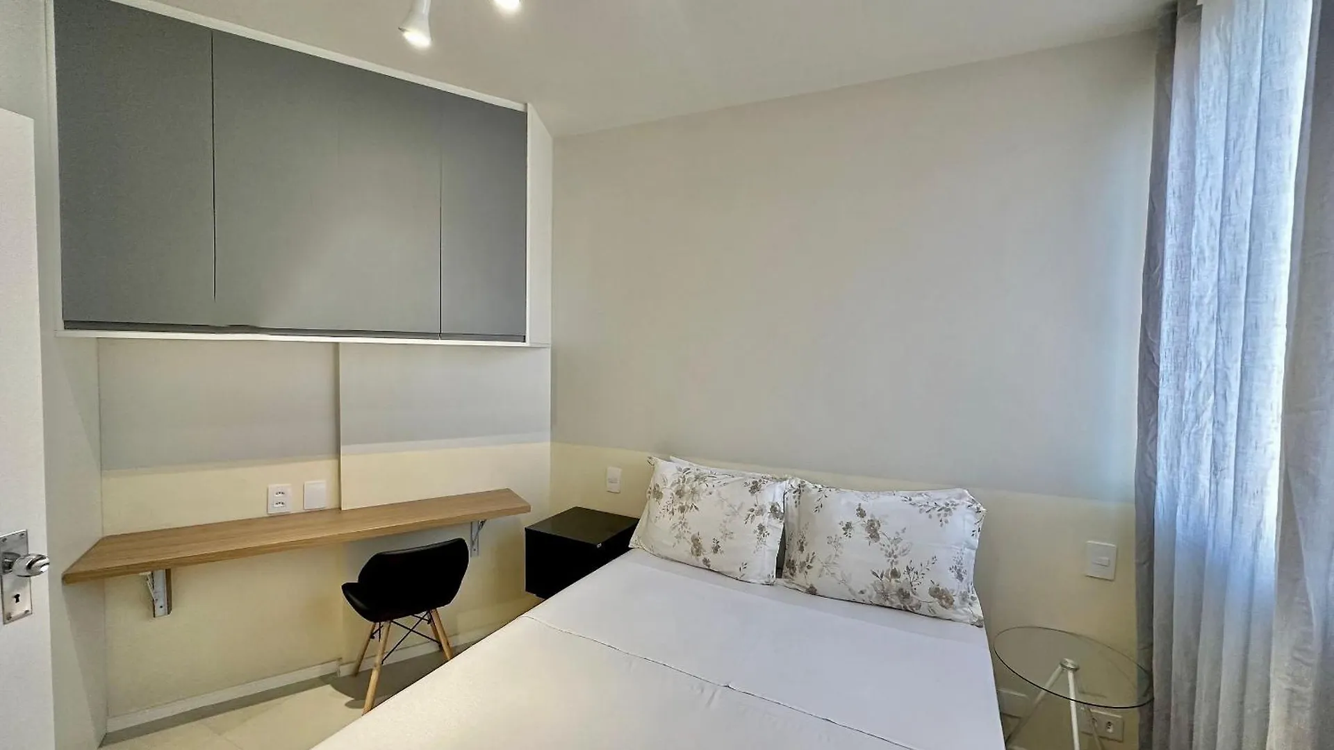 Studio Reformado Ao Lado Shopping Ibirapuera Sao Paulo Apartment