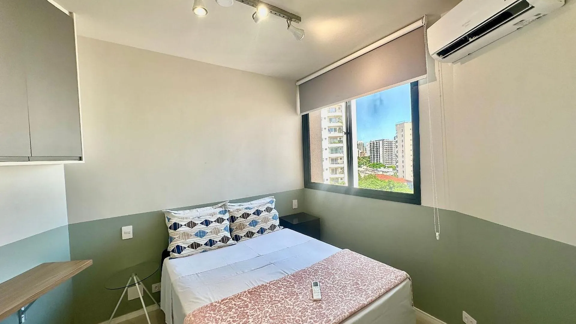 Studio Reformado Ao Lado Shopping Ibirapuera Sao Paulo